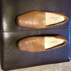 Trotters size 9 dress shoe